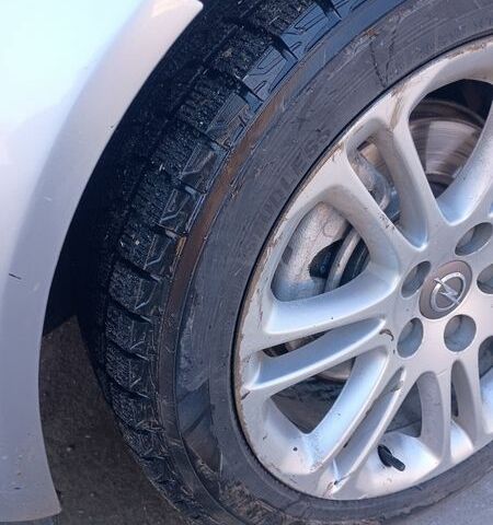 Серый Опель Инсигния, объемом двигателя 1.96 л и пробегом 320 тыс. км за 4900 $, фото 10 на Automoto.ua