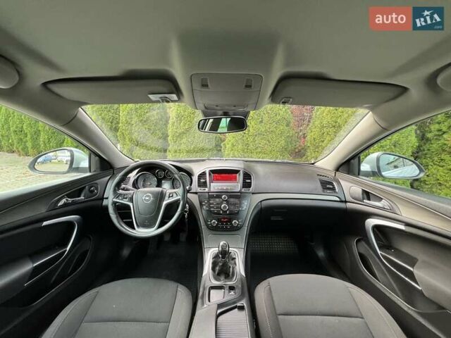 Серый Опель Инсигния, объемом двигателя 2 л и пробегом 249 тыс. км за 6999 $, фото 7 на Automoto.ua