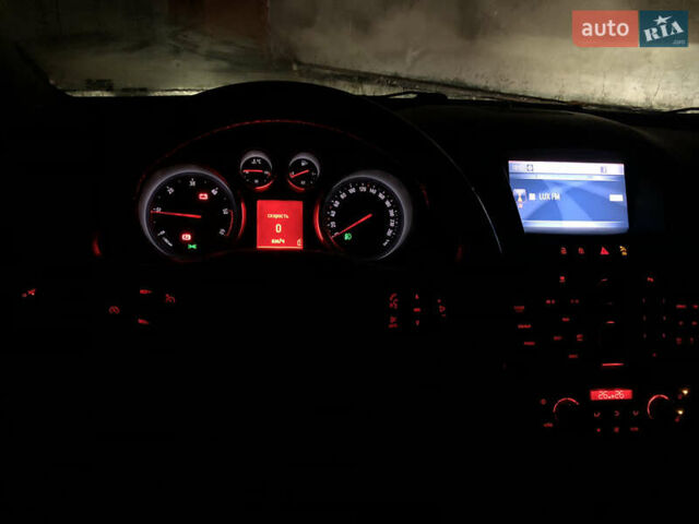 Сірий Опель Інсігнія, об'ємом двигуна 1.96 л та пробігом 234 тис. км за 7700 $, фото 2 на Automoto.ua