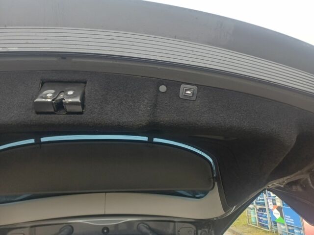 Сірий Опель Інсігнія, об'ємом двигуна 2 л та пробігом 261 тис. км за 6950 $, фото 18 на Automoto.ua