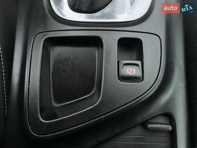 Серый Опель Инсигния, объемом двигателя 2 л и пробегом 219 тыс. км за 7650 $, фото 84 на Automoto.ua