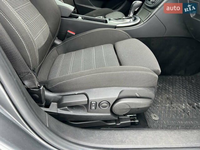 Серый Опель Инсигния, объемом двигателя 2 л и пробегом 280 тыс. км за 8700 $, фото 33 на Automoto.ua