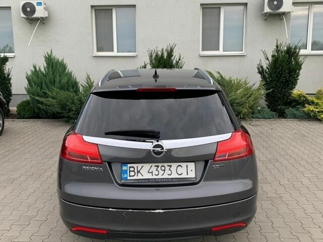 Сірий Опель Інсігнія, об'ємом двигуна 2 л та пробігом 270 тис. км за 6500 $, фото 6 на Automoto.ua