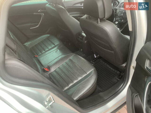 Сірий Опель Інсігнія, об'ємом двигуна 2 л та пробігом 215 тис. км за 7350 $, фото 28 на Automoto.ua