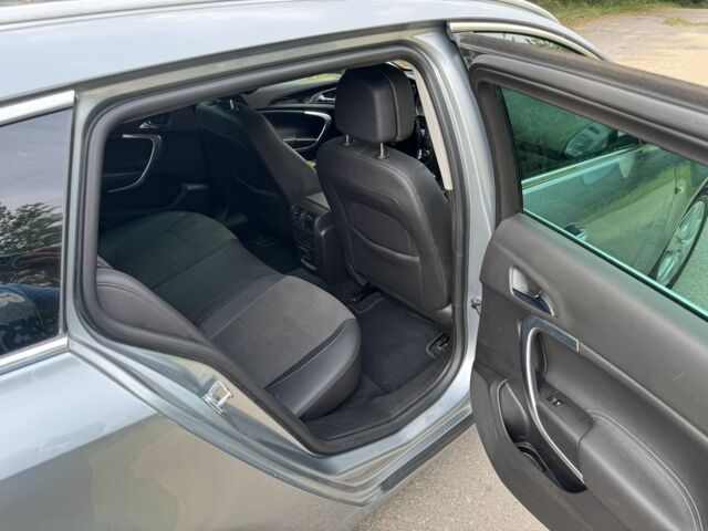 Серый Опель Инсигния, объемом двигателя 2 л и пробегом 166 тыс. км за 5600 $, фото 11 на Automoto.ua