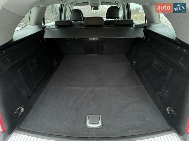 Серый Опель Инсигния, объемом двигателя 2 л и пробегом 219 тыс. км за 7650 $, фото 90 на Automoto.ua