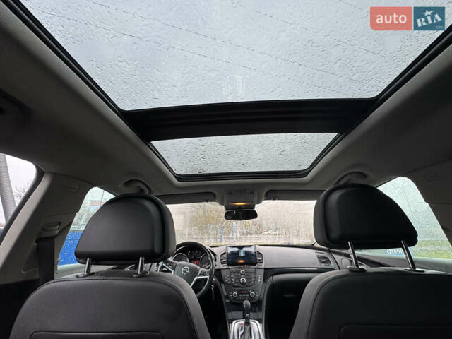 Серый Опель Инсигния, объемом двигателя 1.96 л и пробегом 270 тыс. км за 8500 $, фото 6 на Automoto.ua