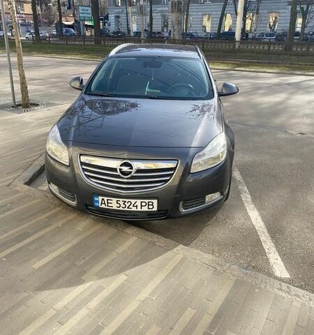 Серый Опель Инсигния, объемом двигателя 2 л и пробегом 310 тыс. км за 8500 $, фото 19 на Automoto.ua