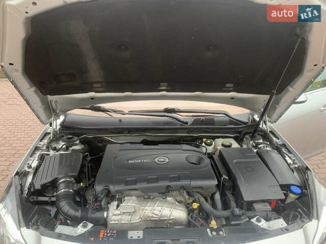 Сірий Опель Інсігнія, об'ємом двигуна 2 л та пробігом 215 тис. км за 7350 $, фото 34 на Automoto.ua