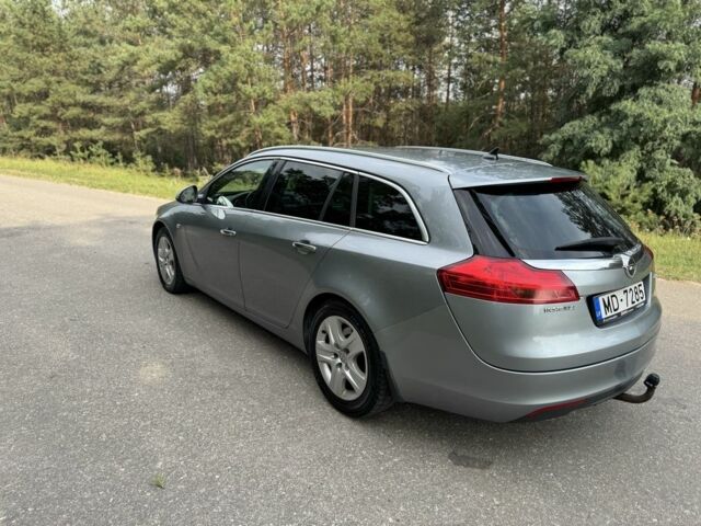 Серый Опель Инсигния, объемом двигателя 2 л и пробегом 166 тыс. км за 5600 $, фото 5 на Automoto.ua