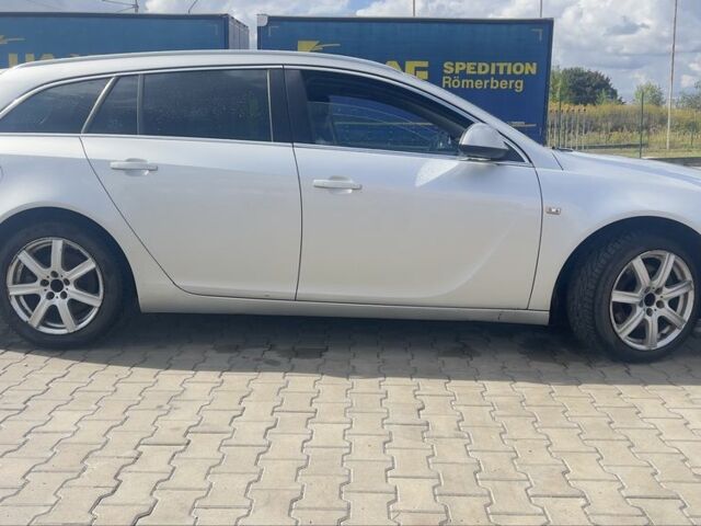 Опель Инсигния 2011 в Луцке на Automoto.ua Серый Опель Инсигния, объемом двигателя 0 л и пробегом 216 тыс. км за 8200 $, фото 12 на Automoto.ua