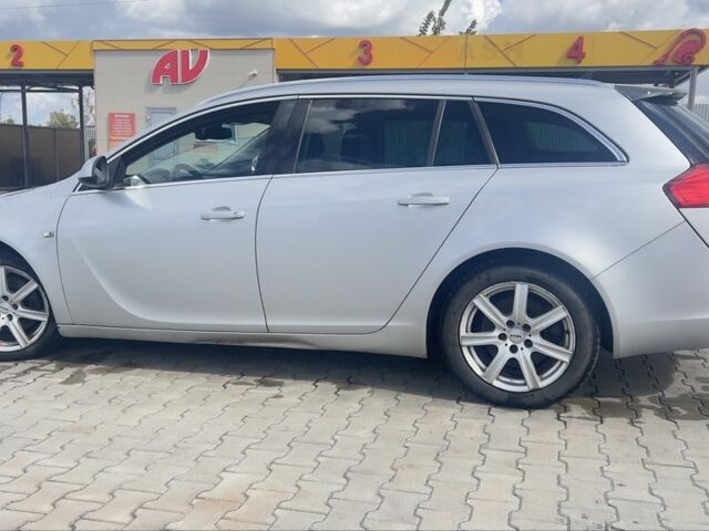 Опель Инсигния 2011 в Луцке на Automoto.ua Серый Опель Инсигния, объемом двигателя 0 л и пробегом 216 тыс. км за 8200 $, фото 6 на Automoto.ua