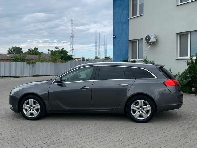 Сірий Опель Інсігнія, об'ємом двигуна 2 л та пробігом 270 тис. км за 6500 $, фото 2 на Automoto.ua