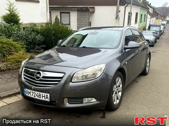 Сірий Опель Інсігнія, об'ємом двигуна 2 л та пробігом 160 тис. км за 5600 $, фото 5 на Automoto.ua