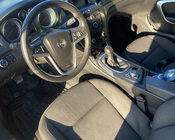 Сірий Опель Інсігнія, об'ємом двигуна 1.96 л та пробігом 227 тис. км за 6999 $, фото 14 на Automoto.ua