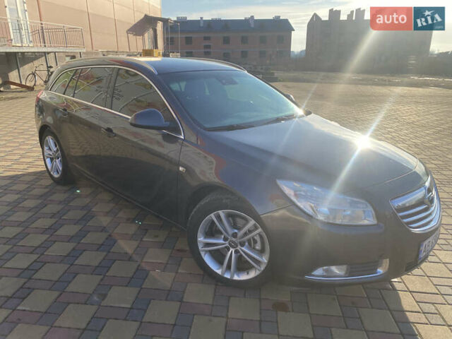 Сірий Опель Інсігнія, об'ємом двигуна 1.96 л та пробігом 227 тис. км за 6999 $, фото 2 на Automoto.ua
