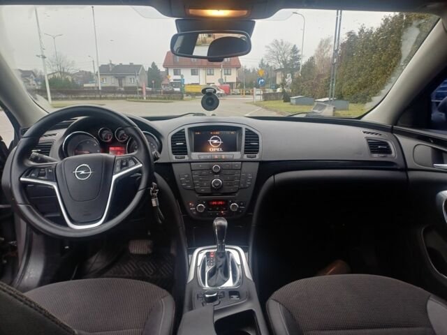 Сірий Опель Інсігнія, об'ємом двигуна 2 л та пробігом 261 тис. км за 6950 $, фото 4 на Automoto.ua