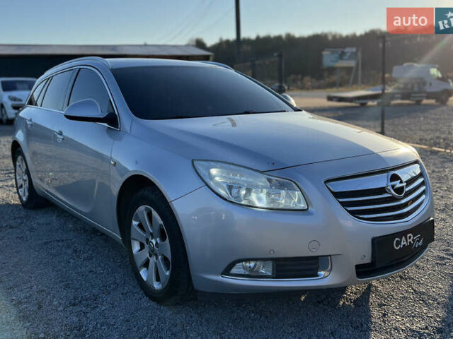 Серый Опель Инсигния, объемом двигателя 2 л и пробегом 323 тыс. км за 6900 $, фото 1 на Automoto.ua
