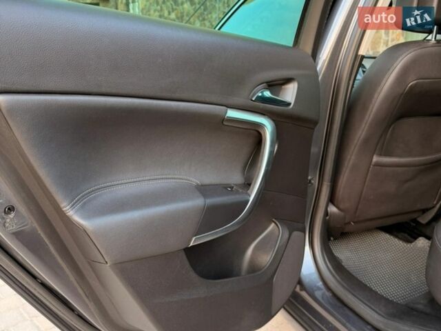 Серый Опель Инсигния, объемом двигателя 1.96 л и пробегом 217 тыс. км за 7800 $, фото 13 на Automoto.ua