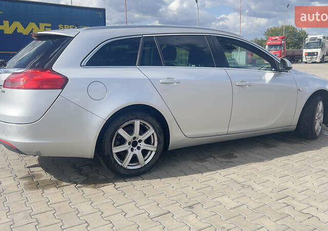 Серый Опель Инсигния, объемом двигателя 1.96 л и пробегом 216 тыс. км за 7300 $, фото 12 на Automoto.ua