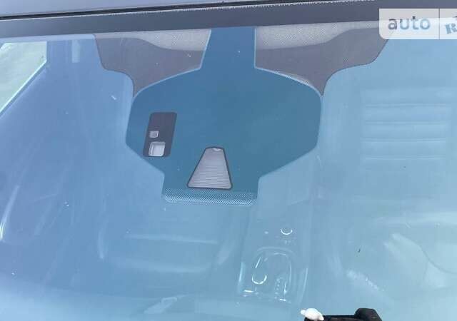 Серый Опель Инсигния, объемом двигателя 1.96 л и пробегом 221 тыс. км за 12500 $, фото 2 на Automoto.ua