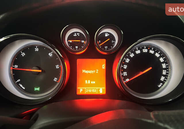 Серый Опель Инсигния, объемом двигателя 1.96 л и пробегом 216 тыс. км за 7300 $, фото 1 на Automoto.ua