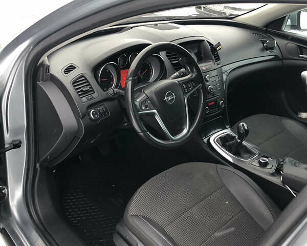 Сірий Опель Інсігнія, об'ємом двигуна 1.96 л та пробігом 234 тис. км за 7700 $, фото 30 на Automoto.ua