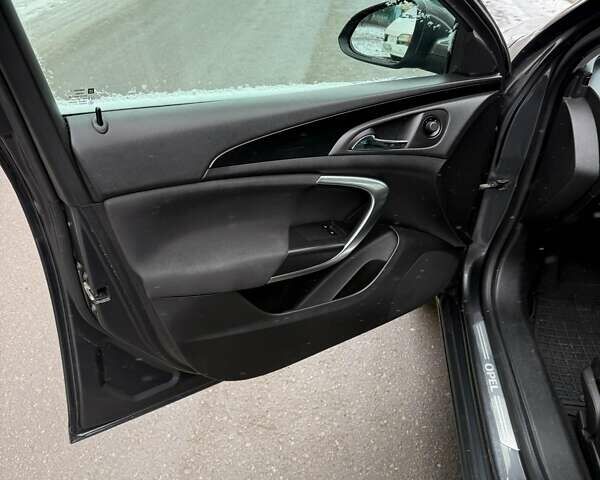 Серый Опель Инсигния, объемом двигателя 1.96 л и пробегом 214 тыс. км за 8200 $, фото 18 на Automoto.ua