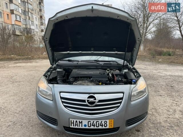 Серый Опель Инсигния, объемом двигателя 2 л и пробегом 220 тыс. км за 7250 $, фото 82 на Automoto.ua