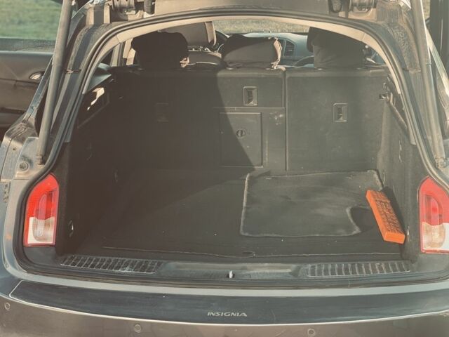 Серый Опель Инсигния, объемом двигателя 2 л и пробегом 3 тыс. км за 8000 $, фото 9 на Automoto.ua