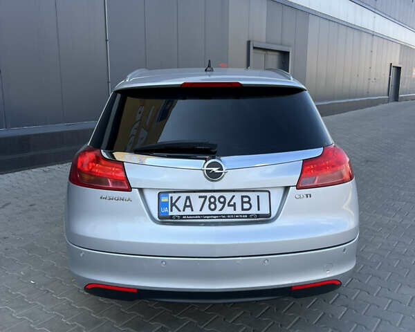 Серый Опель Инсигния, объемом двигателя 1.96 л и пробегом 240 тыс. км за 7600 $, фото 10 на Automoto.ua