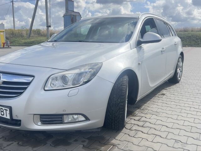 Опель Инсигния 2011 в Луцке на Automoto.ua Серый Опель Инсигния, объемом двигателя 0 л и пробегом 216 тыс. км за 8200 $, фото 4 на Automoto.ua