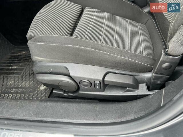 Серый Опель Инсигния, объемом двигателя 2 л и пробегом 280 тыс. км за 8700 $, фото 34 на Automoto.ua