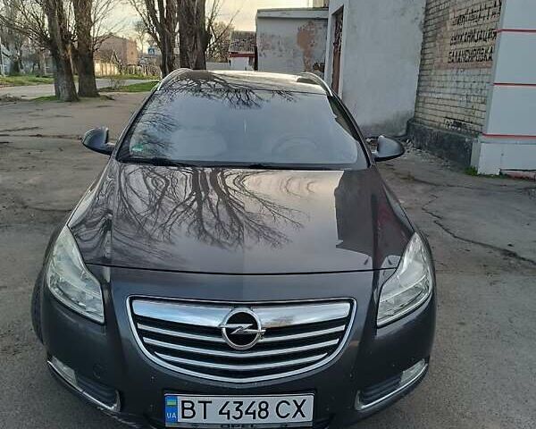 Сірий Опель Інсігнія, об'ємом двигуна 1.96 л та пробігом 240 тис. км за 7600 $, фото 6 на Automoto.ua