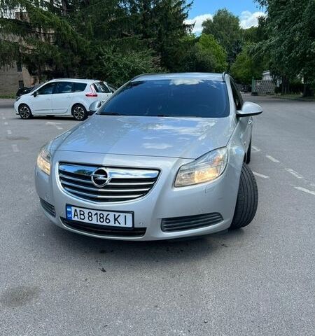 Сірий Опель Інсігнія, об'ємом двигуна 1.96 л та пробігом 254 тис. км за 7600 $, фото 1 на Automoto.ua