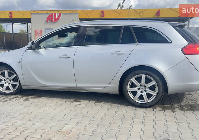 Серый Опель Инсигния, объемом двигателя 1.96 л и пробегом 216 тыс. км за 7300 $, фото 7 на Automoto.ua