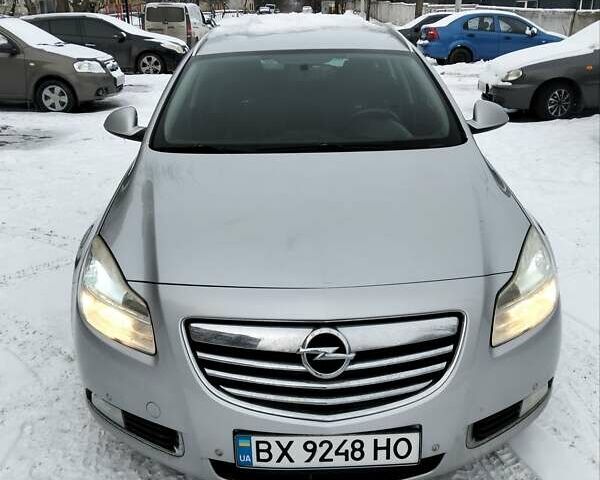 Сірий Опель Інсігнія, об'ємом двигуна 1.96 л та пробігом 300 тис. км за 7050 $, фото 1 на Automoto.ua