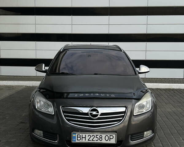 Сірий Опель Інсігнія, об'ємом двигуна 2 л та пробігом 256 тис. км за 7600 $, фото 21 на Automoto.ua