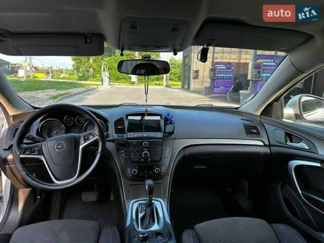 Серый Опель Инсигния, объемом двигателя 1.96 л и пробегом 265 тыс. км за 8000 $, фото 16 на Automoto.ua