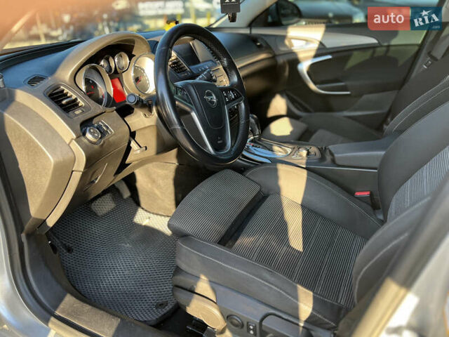 Серый Опель Инсигния, объемом двигателя 2 л и пробегом 323 тыс. км за 6900 $, фото 11 на Automoto.ua