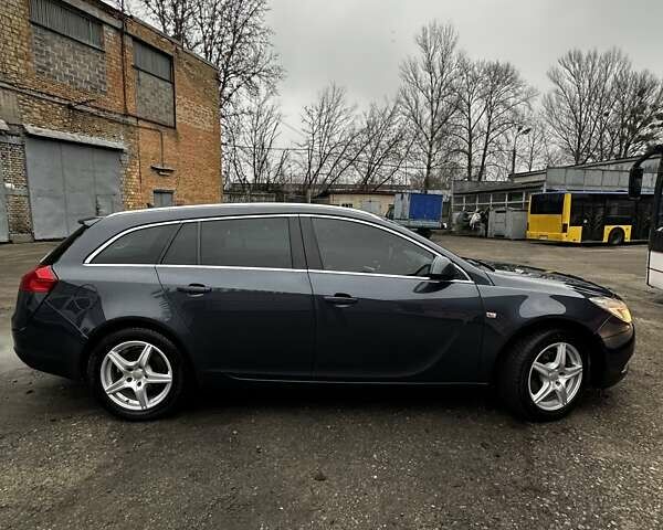 Серый Опель Инсигния, объемом двигателя 1.96 л и пробегом 271 тыс. км за 7500 $, фото 3 на Automoto.ua