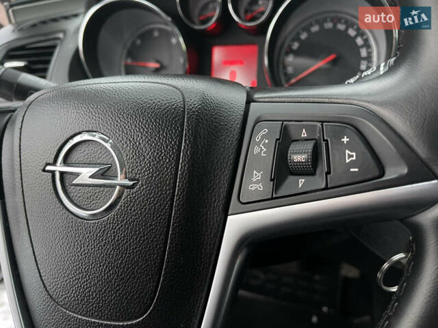 Серый Опель Инсигния, объемом двигателя 2 л и пробегом 219 тыс. км за 7650 $, фото 74 на Automoto.ua