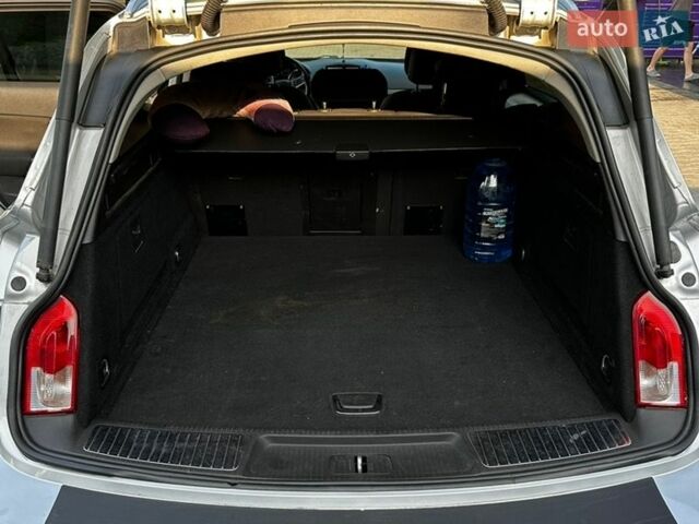 Серый Опель Инсигния, объемом двигателя 1.96 л и пробегом 265 тыс. км за 8000 $, фото 18 на Automoto.ua