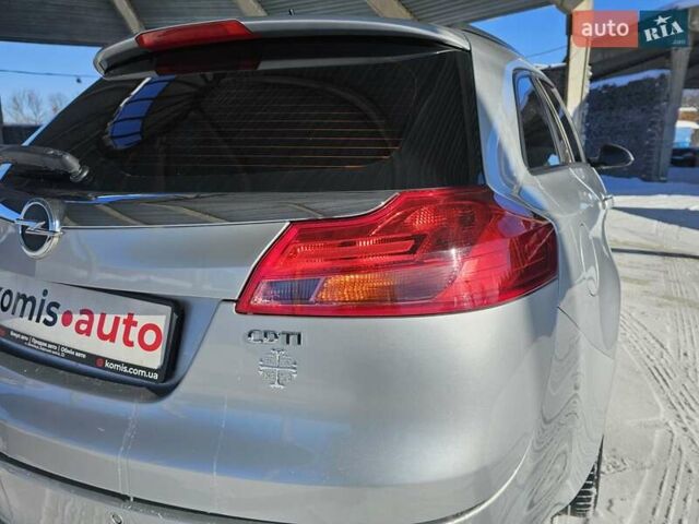 Сірий Опель Інсігнія, об'ємом двигуна 1.96 л та пробігом 254 тис. км за 7899 $, фото 5 на Automoto.ua