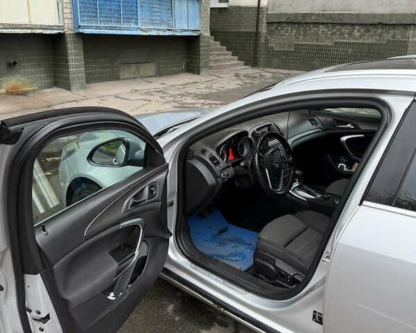 Серый Опель Инсигния, объемом двигателя 1.96 л и пробегом 303 тыс. км за 7400 $, фото 23 на Automoto.ua