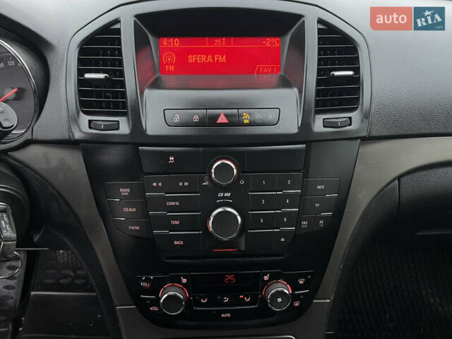 Серый Опель Инсигния, объемом двигателя 2 л и пробегом 219 тыс. км за 7650 $, фото 79 на Automoto.ua