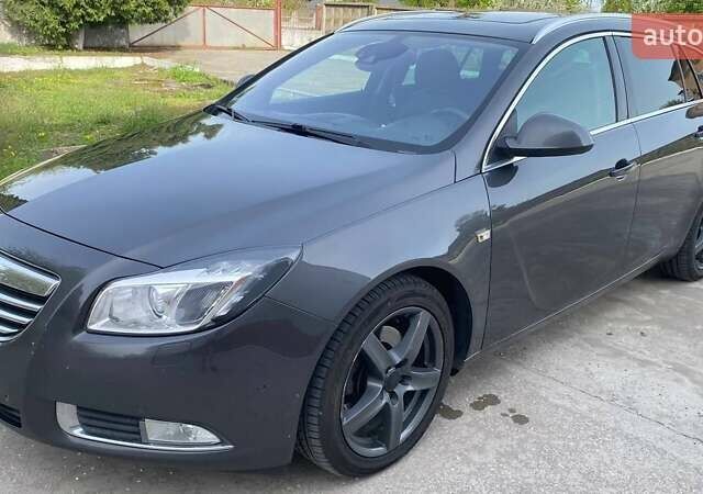 Сірий Опель Інсігнія, об'ємом двигуна 1.96 л та пробігом 221 тис. км за 12500 $, фото 3 на Automoto.ua