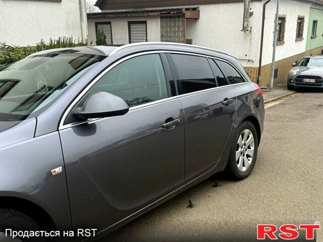 Сірий Опель Інсігнія, об'ємом двигуна 2 л та пробігом 160 тис. км за 5600 $, фото 4 на Automoto.ua