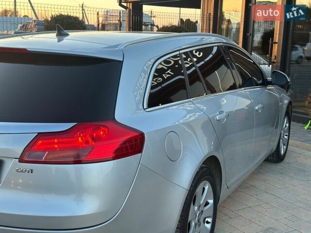 Сірий Опель Інсігнія, об'ємом двигуна 2 л та пробігом 325 тис. км за 7300 $, фото 14 на Automoto.ua