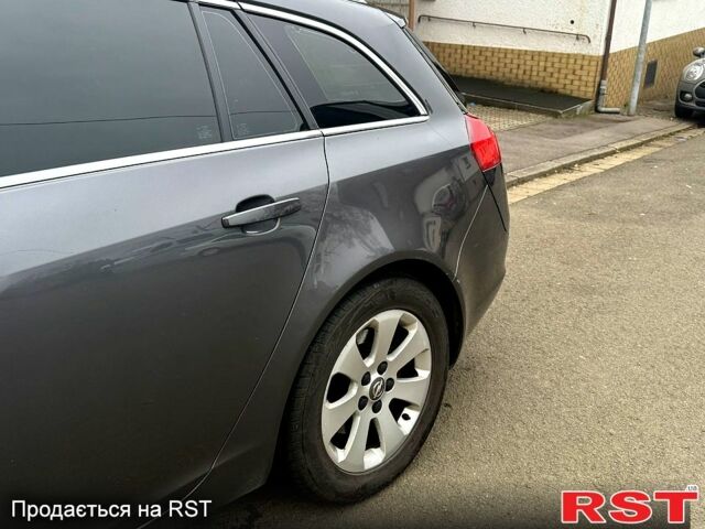 Сірий Опель Інсігнія, об'ємом двигуна 2 л та пробігом 160 тис. км за 5600 $, фото 2 на Automoto.ua